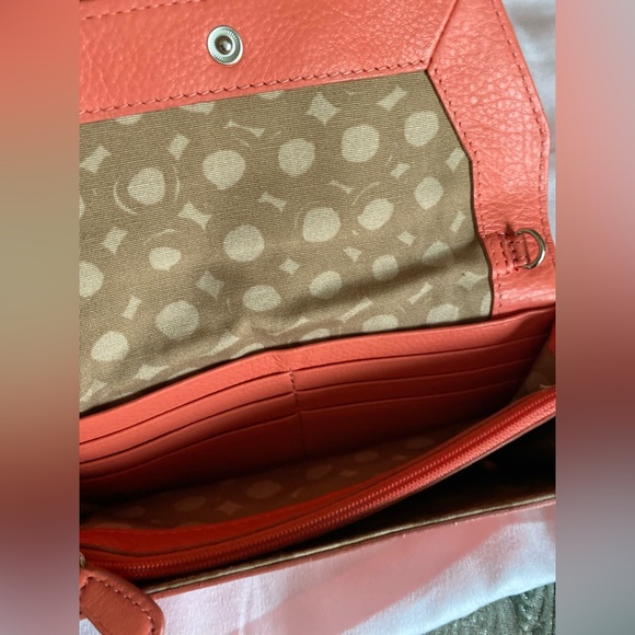 BRIGHTON 🪸CORAL🪸 💯% GENUINE LEATHER TOTE BAG & MATCHING WALLET SET 🌟EUC🌟 - Picture 12 of 16
